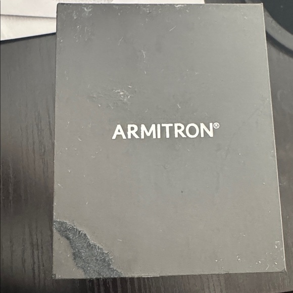 Armitron Gold and Silver Watch ظit’s new But need a Battery - Picture 2 of 2